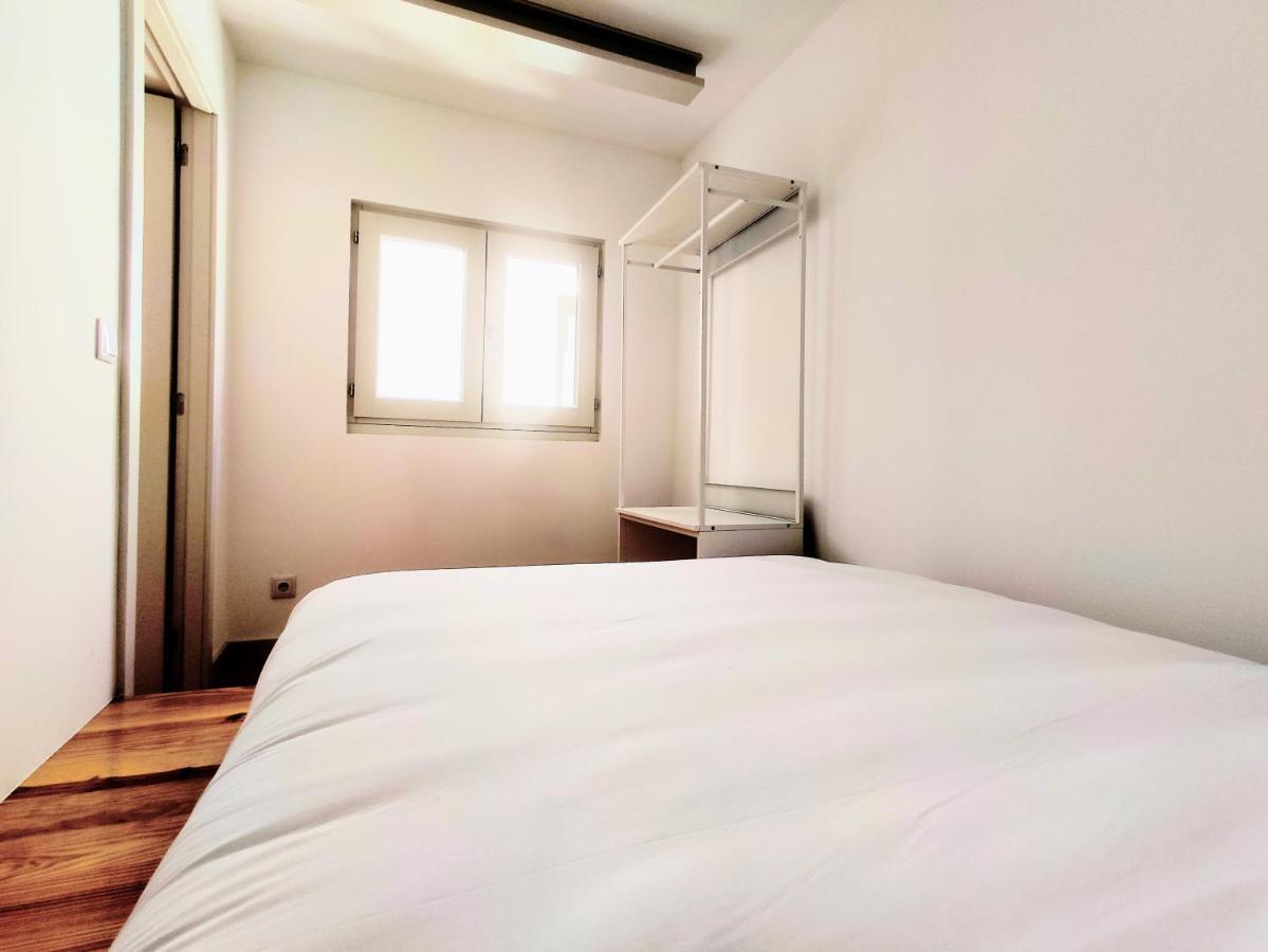 Bombarda Cinema Apartments Porto Bagian luar foto